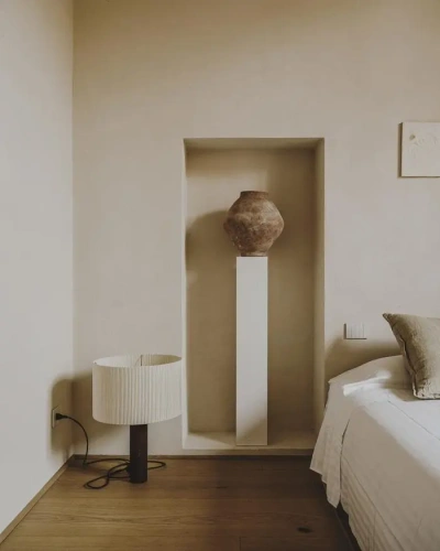 8 Suite