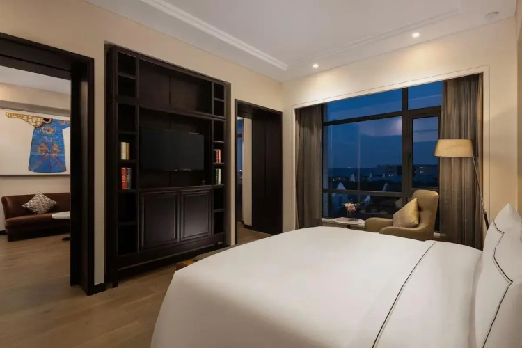 Executive Double Junior Suite with garden view