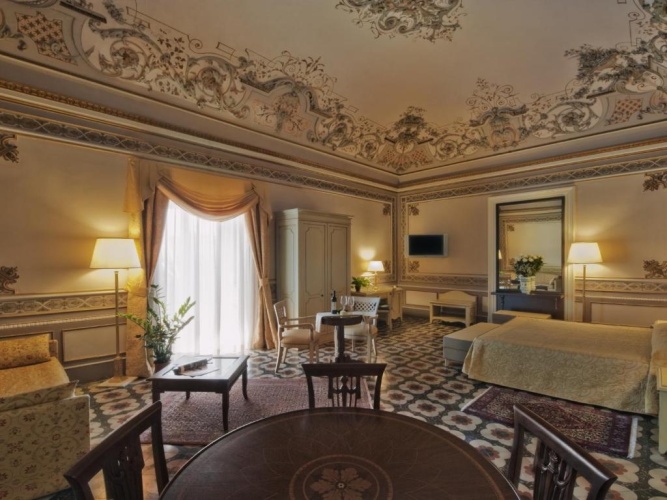 Classic Double Suite