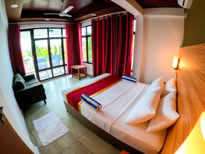 2 Bedrooms Villa