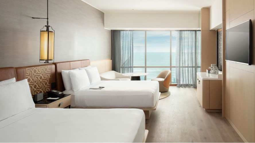 Contemporary Classic Twin room oceanfront