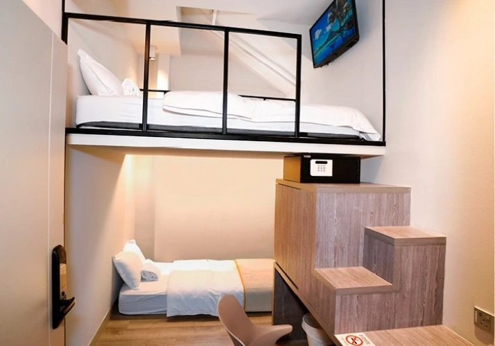 L Cabin