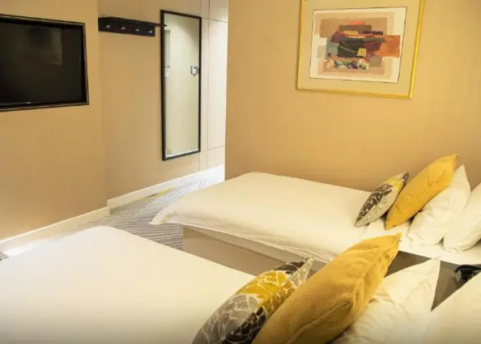 Twin room