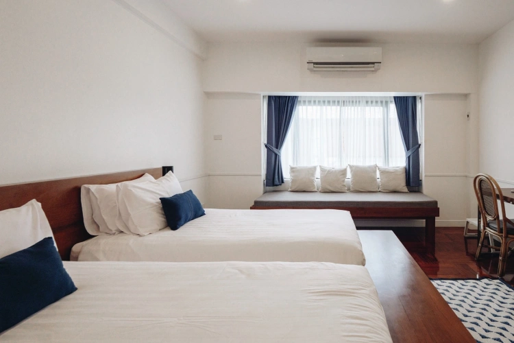 Deluxe Twin room