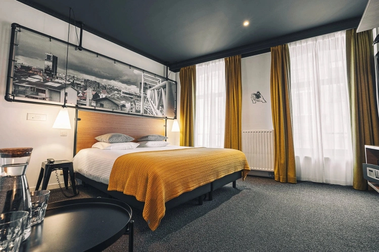 Premium Triple room