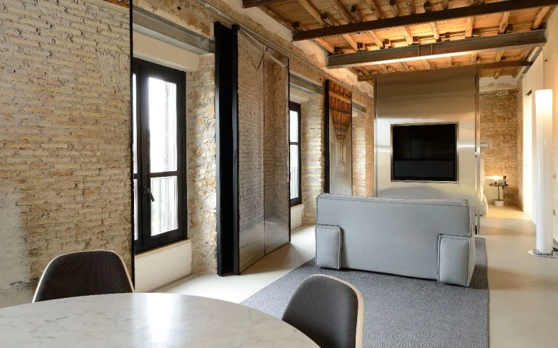 Single Suite Apartment