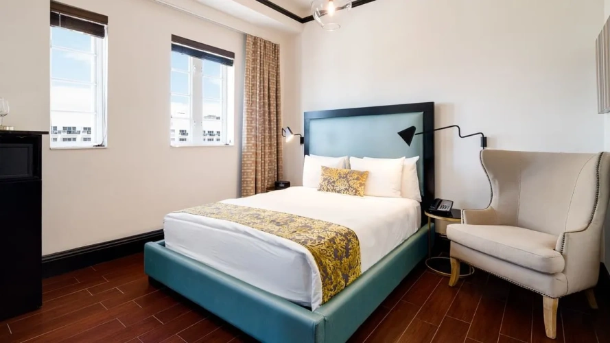 Classic Quadruple room