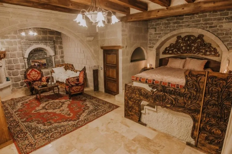 Standard Quadruple Family room