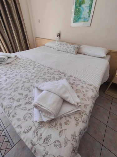 Family Inteconnecting room