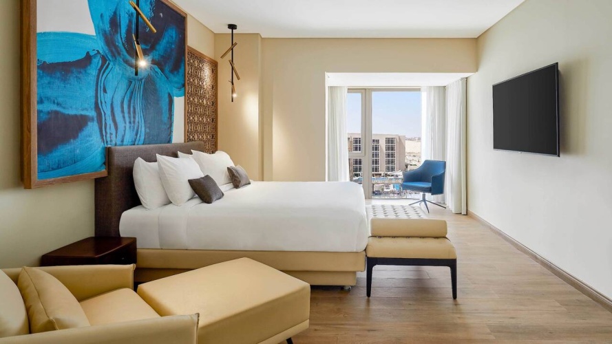 Diplomat Suite