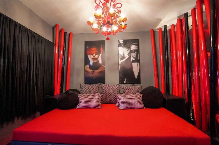 Double Intimate Suite