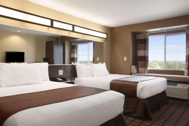 Twin Suite