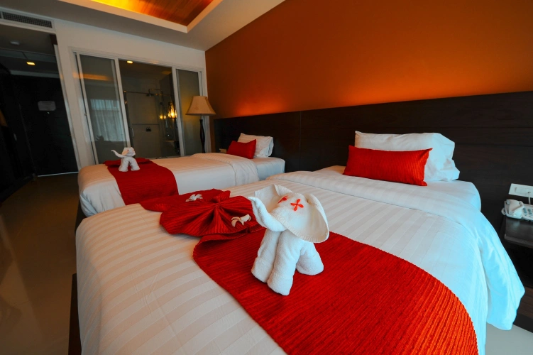 Grand Deluxe Twin room with balcony