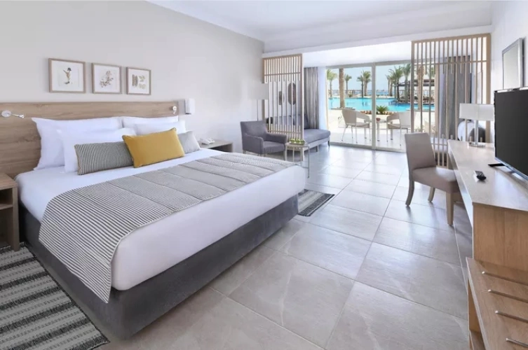 Deluxe Double Family room with bay view
