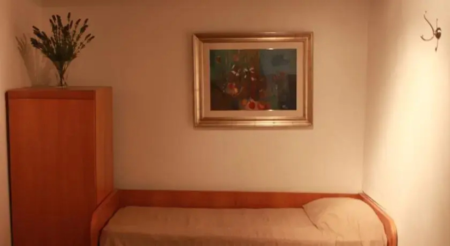 Augusto Imperatore Rooms