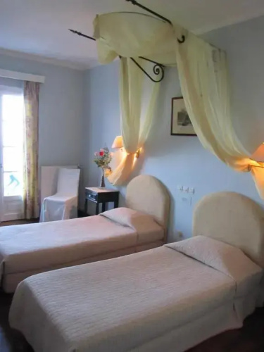 Levant Hotel