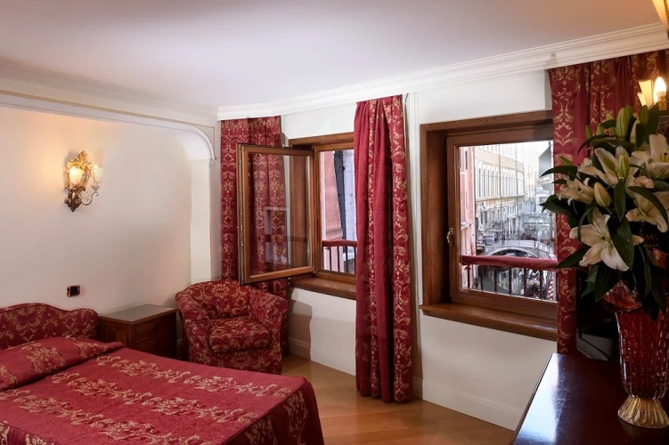 Classic Double Suite