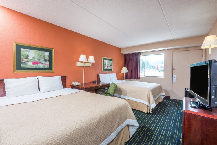 Smoking Quadruple room