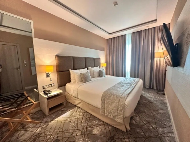 Deluxe Quadruple Family Suite