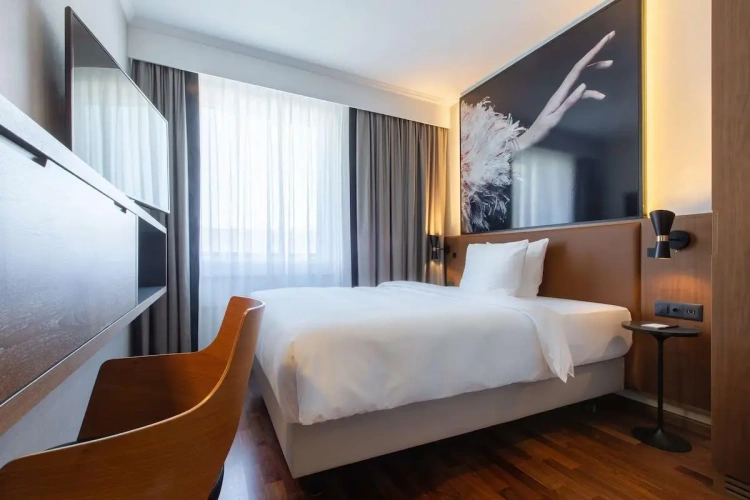 Individual room