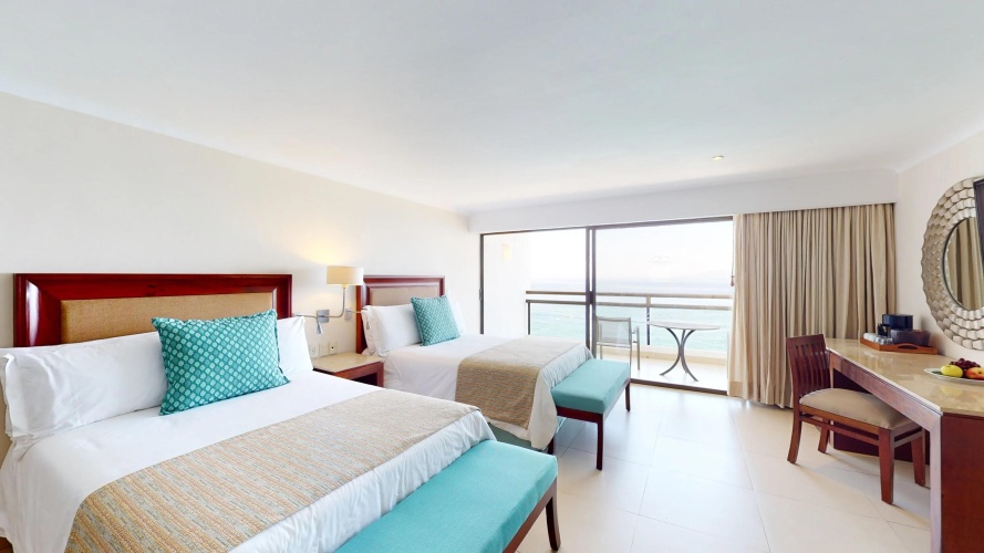 Family Suite with balcony