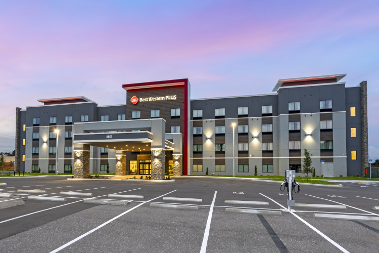 Best Western Plus Winter Haven Inn & Suites photo 27