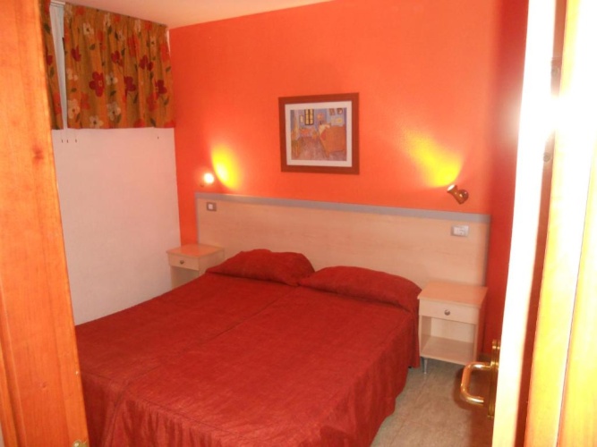 1 Bedroom Twin Apartment