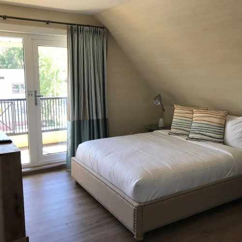 2 Bedrooms Executive Suite