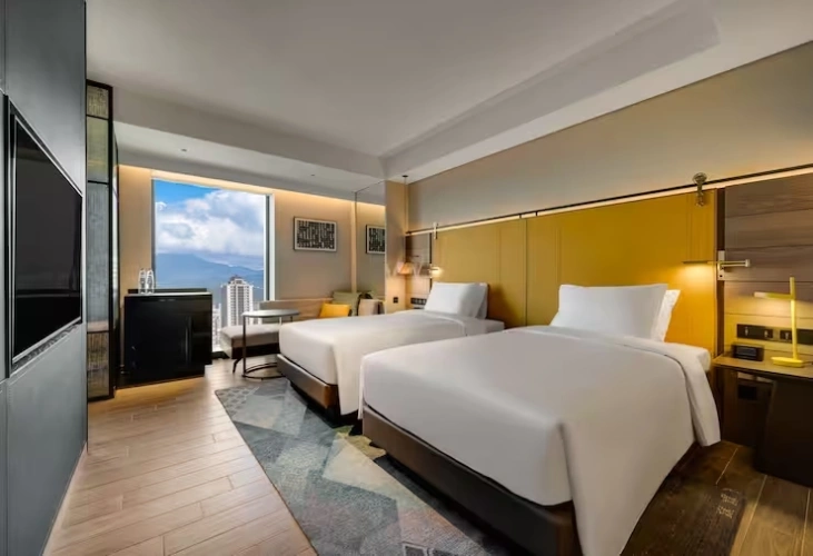 Standard Corner Twin room