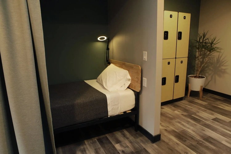 Single Pod (Dorm)