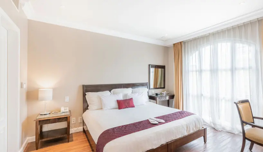 Deluxe Apartment