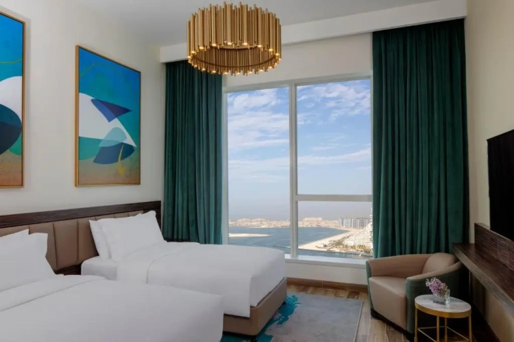 3 Bedrooms Superior Apartment with sea view