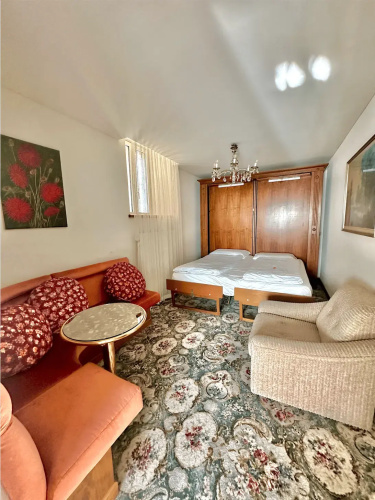 Suite with balcony and with lake view