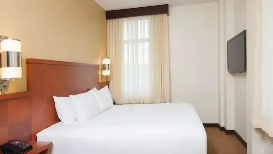 1 Bedroom Double Suite