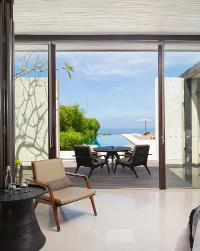 2 Bedrooms Cliff Edge Villa