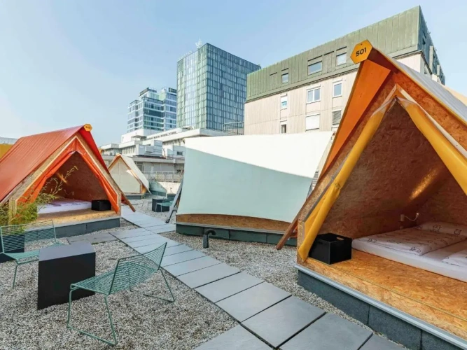 Double Tent