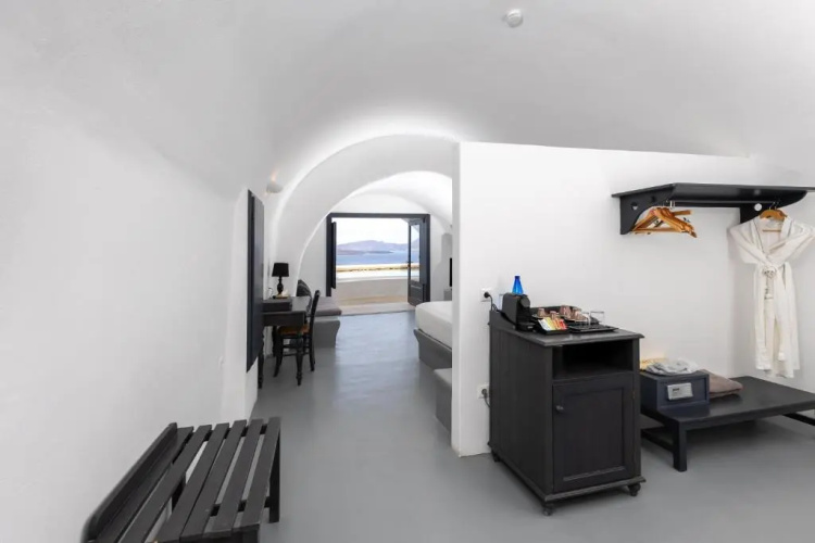 Grand Ambassador Santorini Hotel - Adults Only photo 14