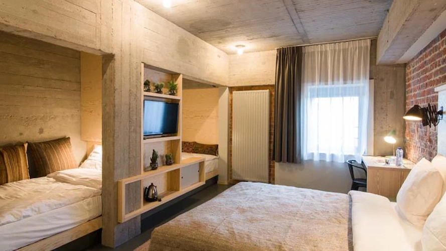 Mega room