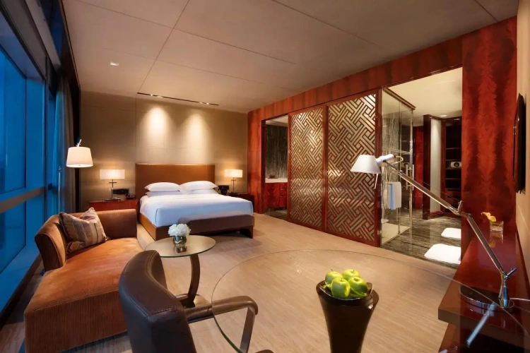 Deluxe Double Club room