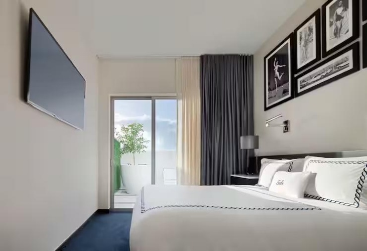 Signature Double room with balcony