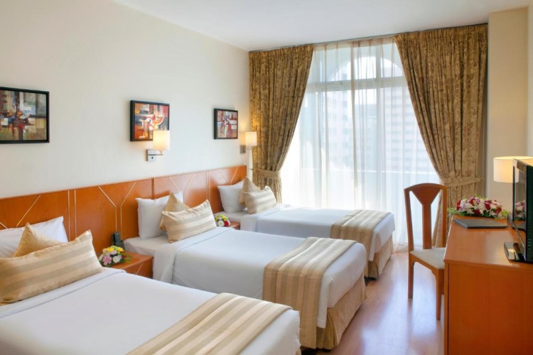 1 Bedroom Family Triple Suite