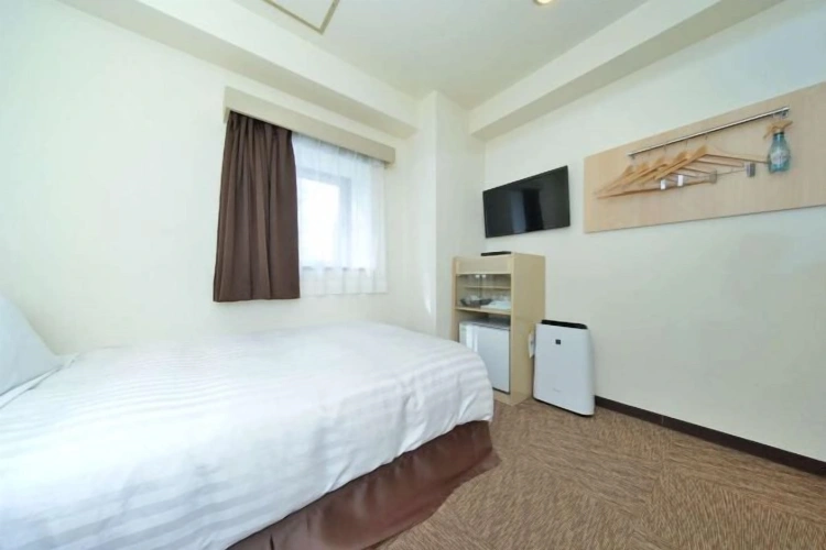 Standard Semi Double Bed room