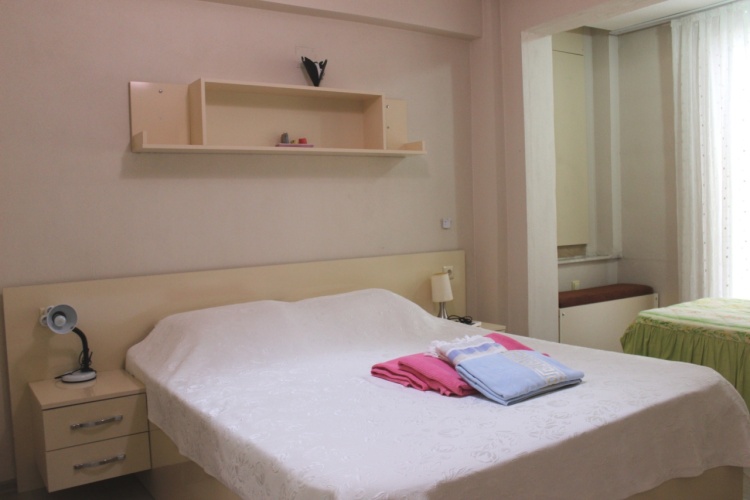 1 Apartment