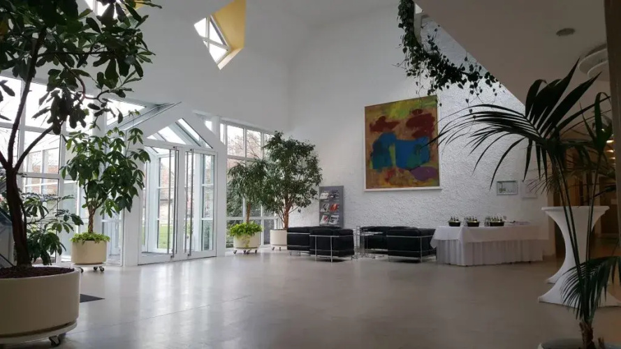 Mmi - Das Hotel