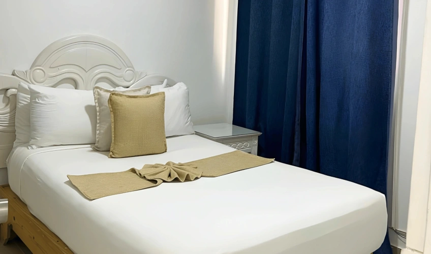 2 Bedrooms Apartment