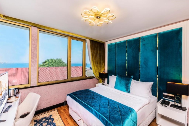 Double Corner Suite
