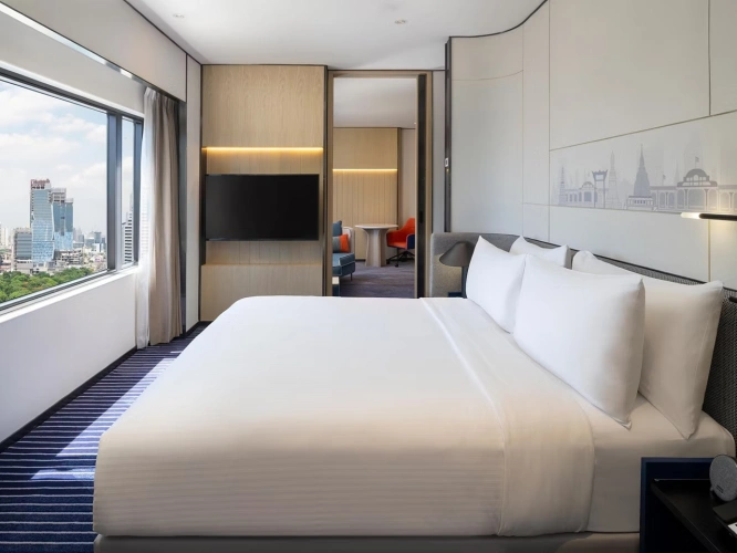 Kitchenette Double Junior Suite Lumpini View
