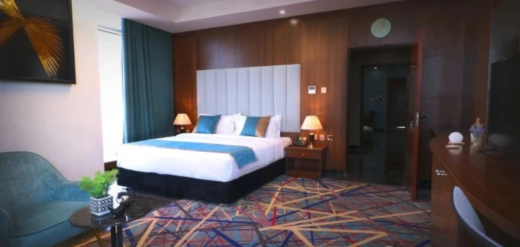 Senior Suite with city view