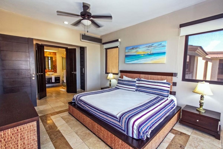 3 Bedrooms Luxury Penthouse Suite with ocean view
