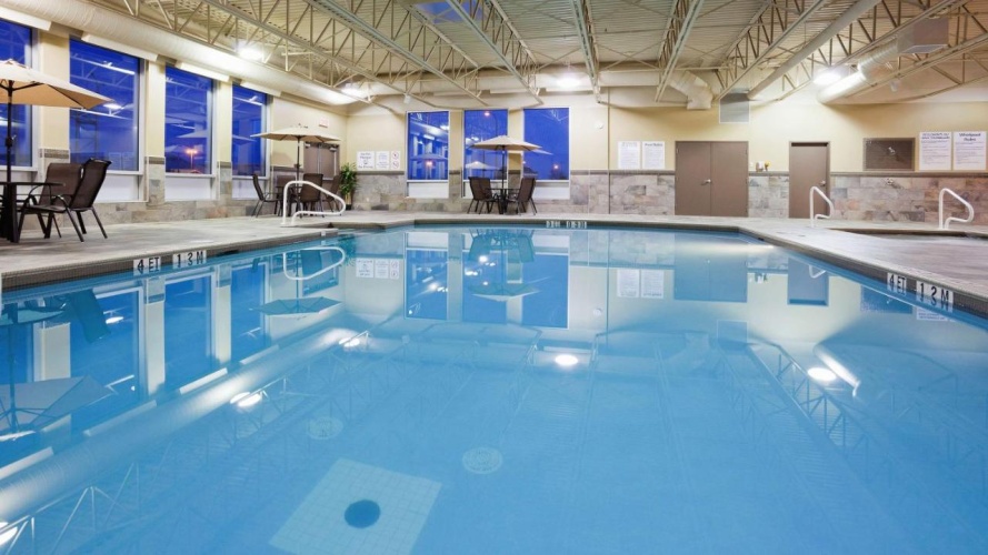 DoubleTree by Hilton Pointe Claire Montreal Airport West photo 19